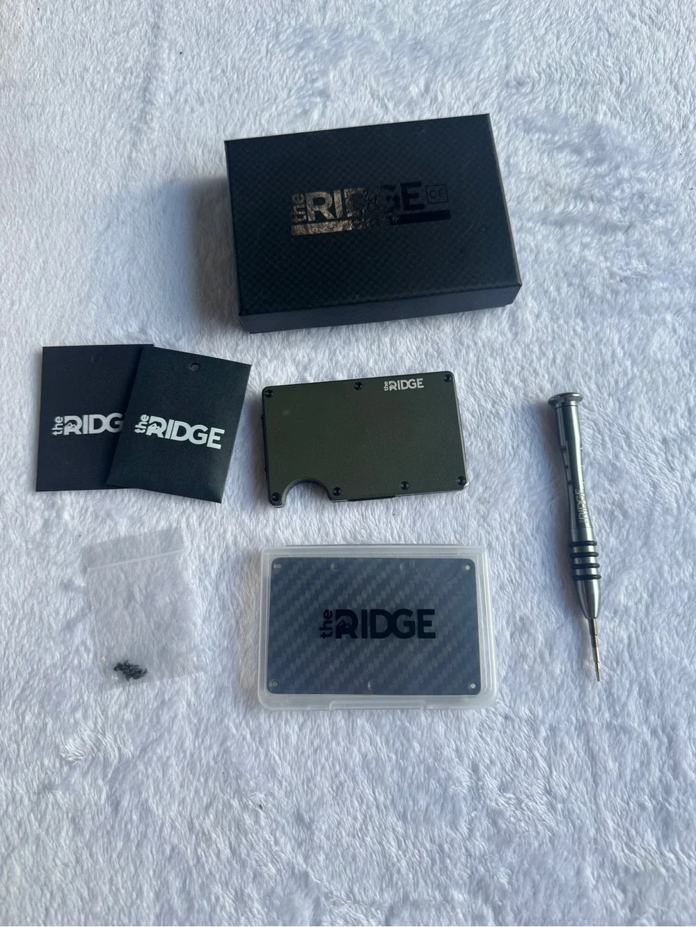 The Ridge Wallet Matte Olive + Carbon Fiber Plates - Complete Set - $170 Value -